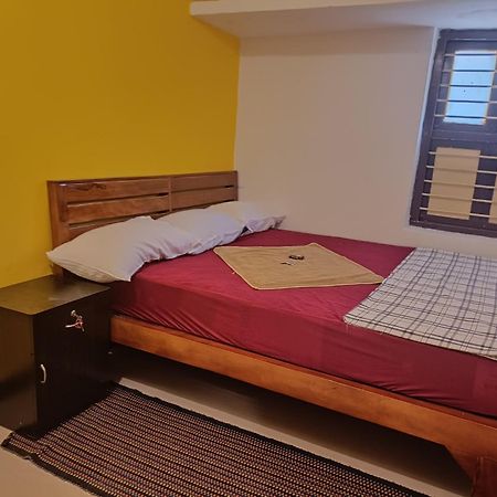 Nks Homestay Puducherry Eksteriør billede