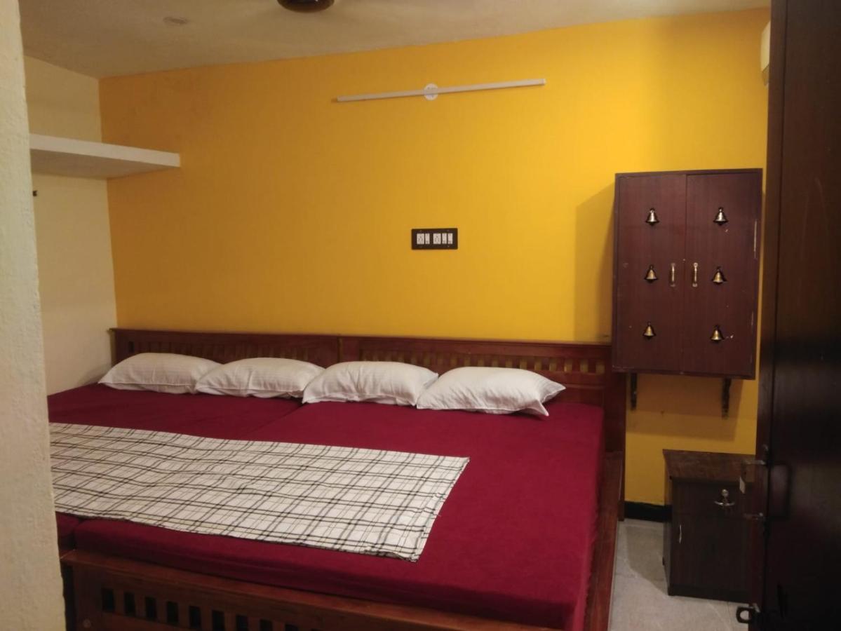 Nks Homestay Puducherry Eksteriør billede