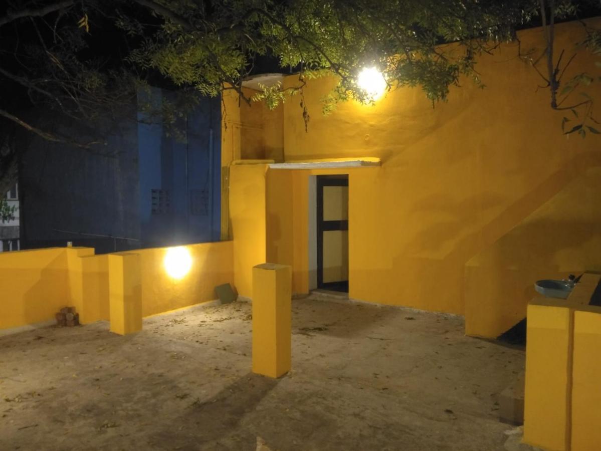Nks Homestay Puducherry Eksteriør billede