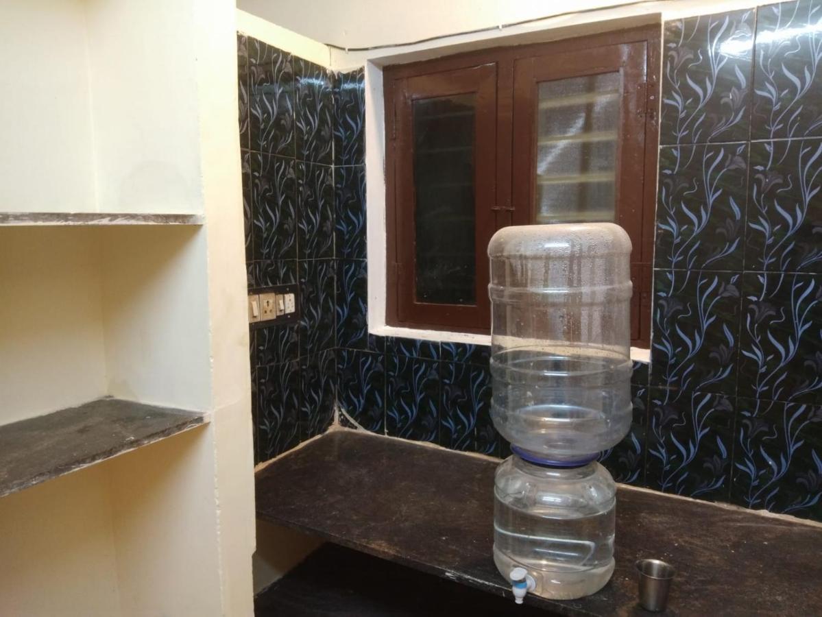 Nks Homestay Puducherry Eksteriør billede