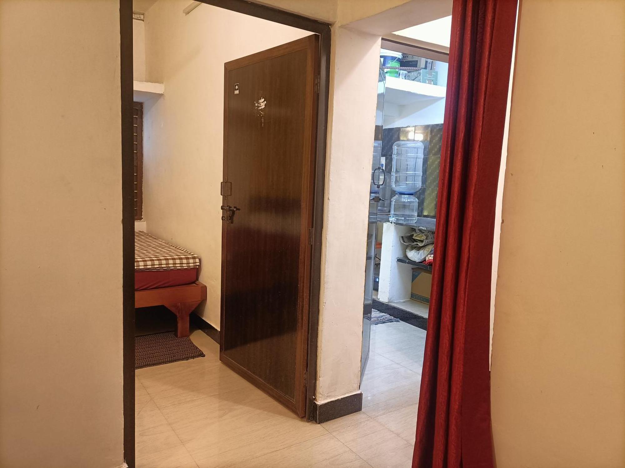 Nks Homestay Puducherry Eksteriør billede